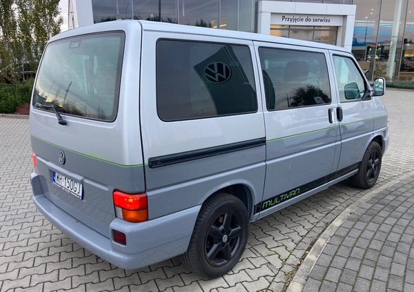 Volkswagen Multivan cena 54600 przebieg: 330000, rok produkcji 2003 z Radom małe 137